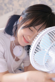 罗茜 汉丁顿 惠特莉